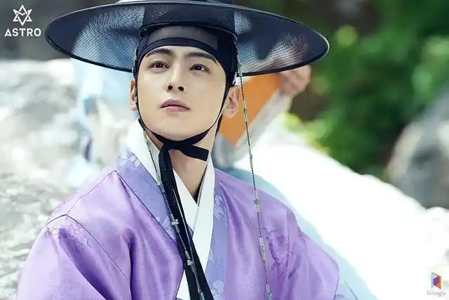 韩国票选最适合穿古装男星top10金秀贤只排第二