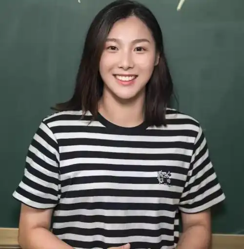 杭州一体育老师当班主任遭家长质疑 老师:并不是只会教体育