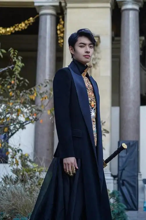 木子洋盖娅传说熊英2020春夏巴黎时装周