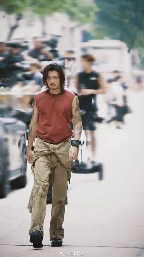 谢霆锋花臂##谢霆锋怒火漫延饭拍图