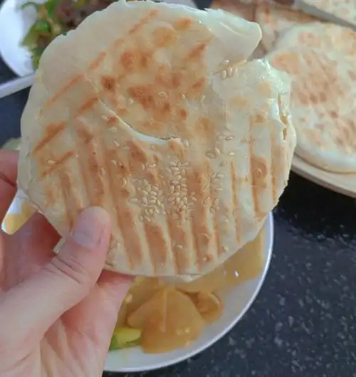 上次发了在家做的小烧饼,好多姐妹喜欢,今天特意出了个教程,希望大家