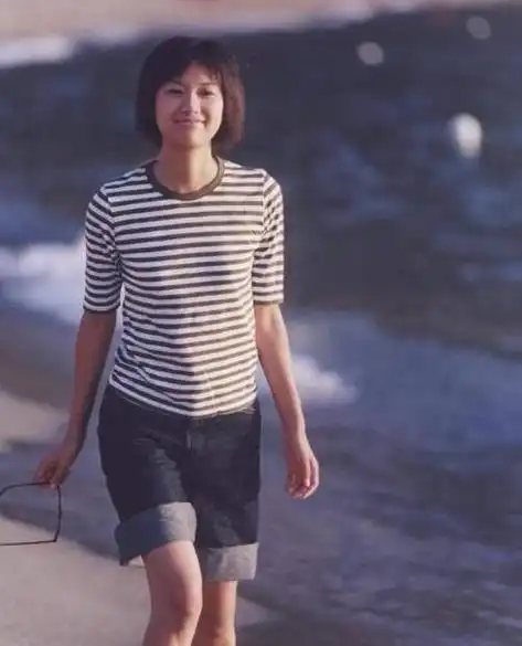 "京圈团宠"徐静蕾,曾公开反对一夫一妻制,48岁未婚未孕