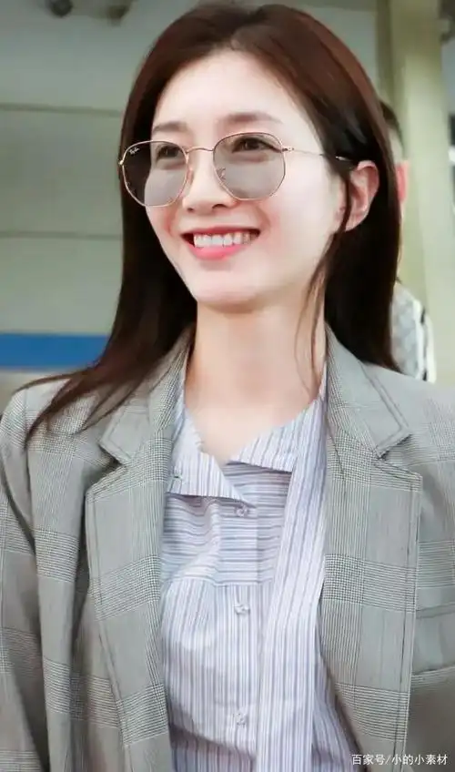 最美笑容江疏影图片