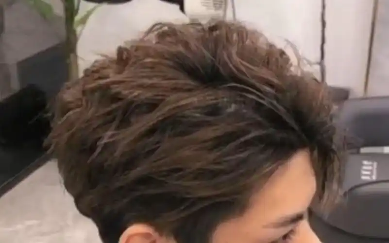 【男生发型推荐】暖男三七分蝴蝶烫 疫情过后一定要做一个帅气的发型