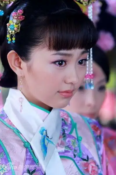 怪侠欧阳德》主角-孙耀琦饰翡翠格格