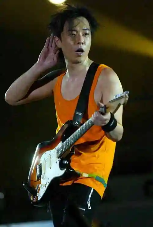 影音娱乐 pop劲爆 正文黄贯中  点击此处查看其它图片   新浪娱乐讯