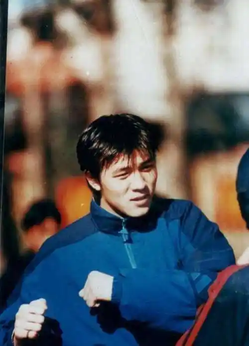 中国足球历史十大球星_中国足球历史明星排名前十