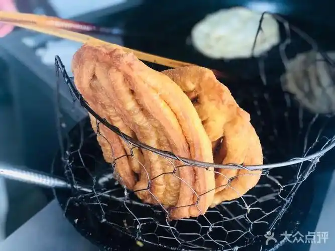 马市街食它汤八股油条图片 - 第13张