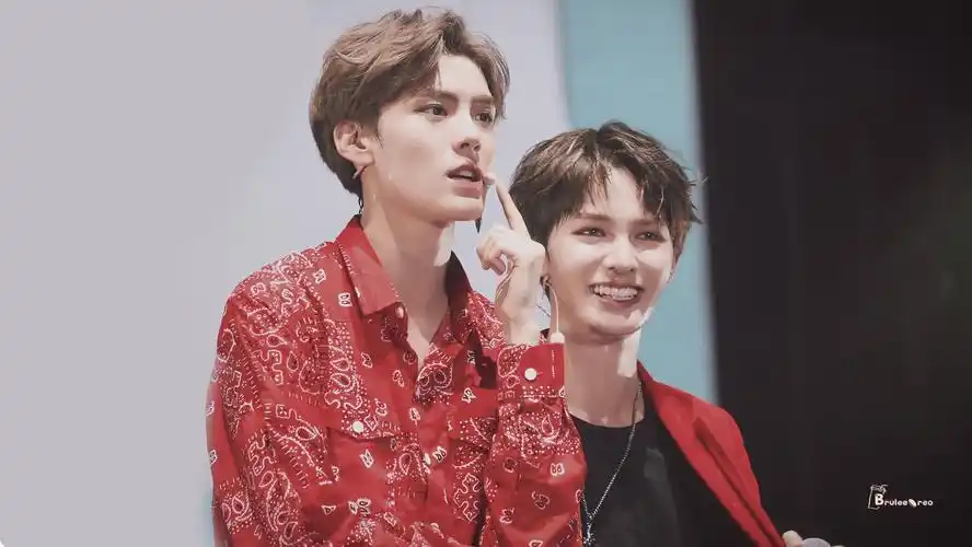 毕廷|朱正廷|毕雯珺|乐华七子next|饭拍饭修|图源微博见logo