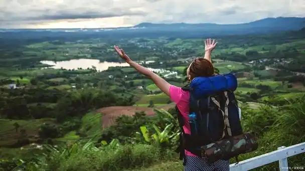 而对于不同的人来说,他们对于理想的度假胜地可能也会有所不同.