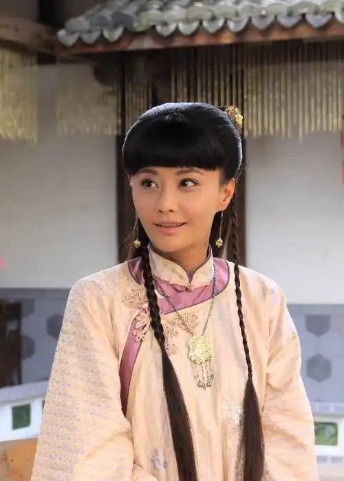 大丫鬟中桑采青饰演者马雅舒个人资料介绍|演过的电视剧