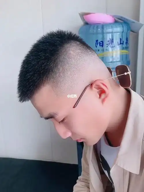 昆明发型设计  #昆明发型  #摩根烫  #男士寸头 #寸头 #昆明剪发