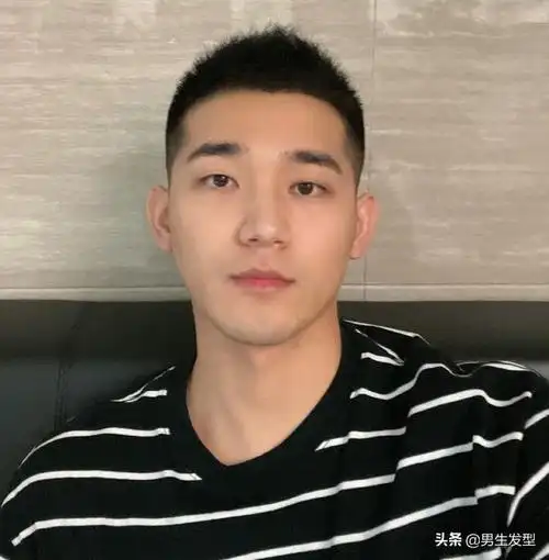 开学季推荐3款男生短发发型谁剪谁帅气