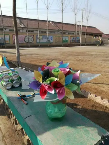 狼山关小学手工制作作品展