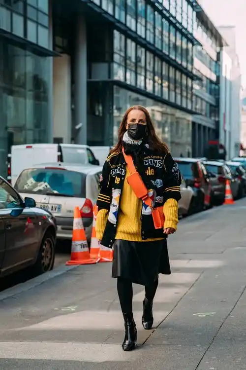 2021秋冬巴黎时装周最佳时尚街拍|秋冬|王慧|巴黎时装周_新浪新闻