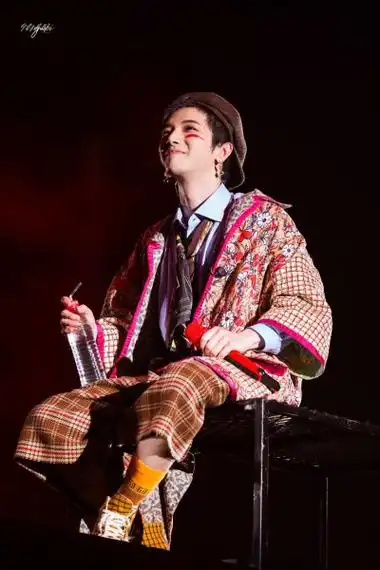 华晨宇手势 - 高清图片,堆糖,美图壁纸兴趣社区