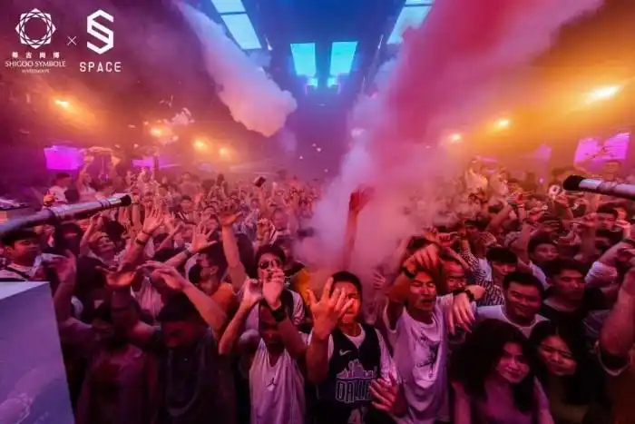 厦门space酒吧(斯贝斯)卡座怎么预订 怎么点酒划算? -夜生活娱