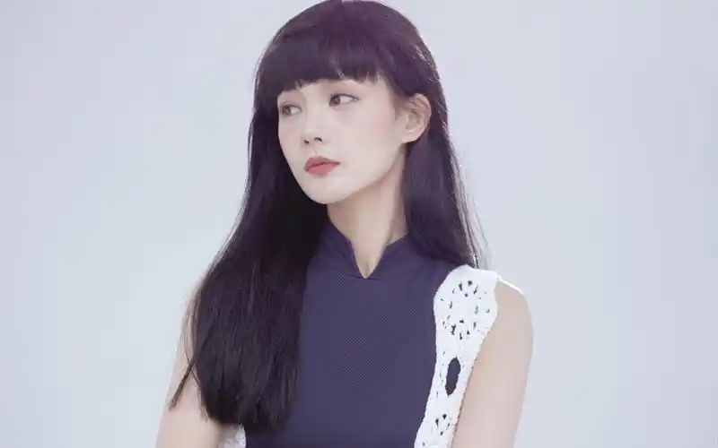 李一桐时尚百变写真桌面壁纸