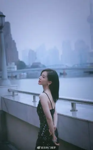 怦然再心动里的王子文太美了造型穿搭又甜又酷太招人喜欢