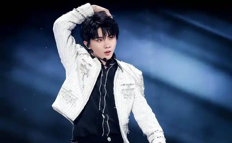 说一下看完时代少年团理想之途演唱会感受_舞台_马嘉祺_问题