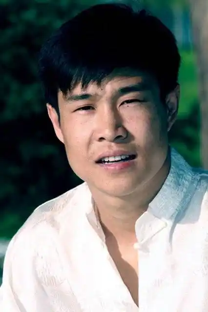 网传小沈阳车祸去世 助理帮其辟谣否认此事