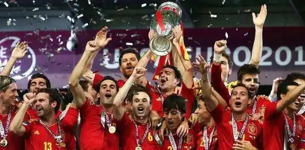 大冷欧洲杯夺冠热门失利辉煌难再现