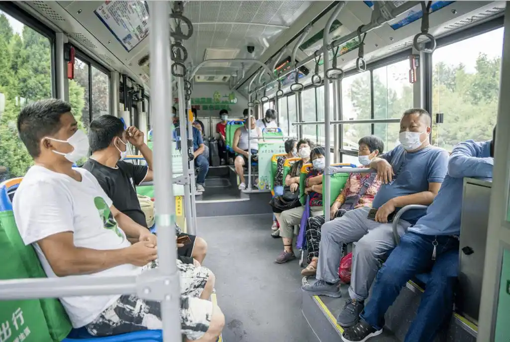 11月1日起荣成市民可凭威海市民卡乘坐公交车