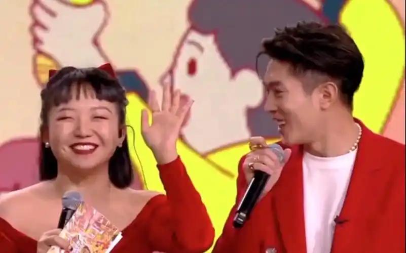 第一次觉得有两个人可以把红色穿得这么好看/马伯骞&辣目洋子,喜庆