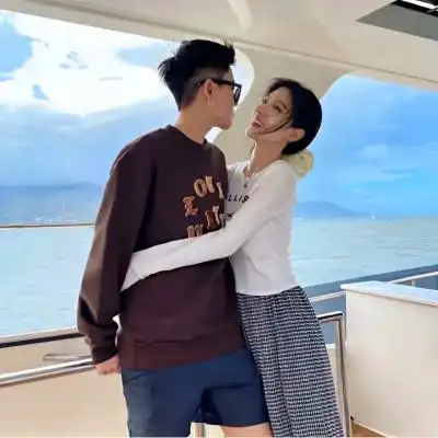 超甜cp头像真人双人一对_情侣头像_头像屋