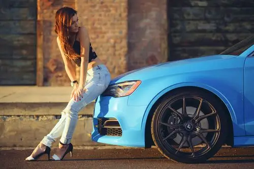 安卓(android)性感 车模 美女 高清高清手机壁纸免费下载,安心市场-用