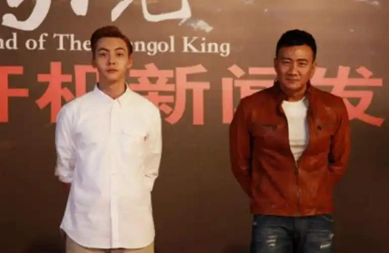 胡军谈和刘烨再合作粉丝们狂喜两人对此却毫不尴尬