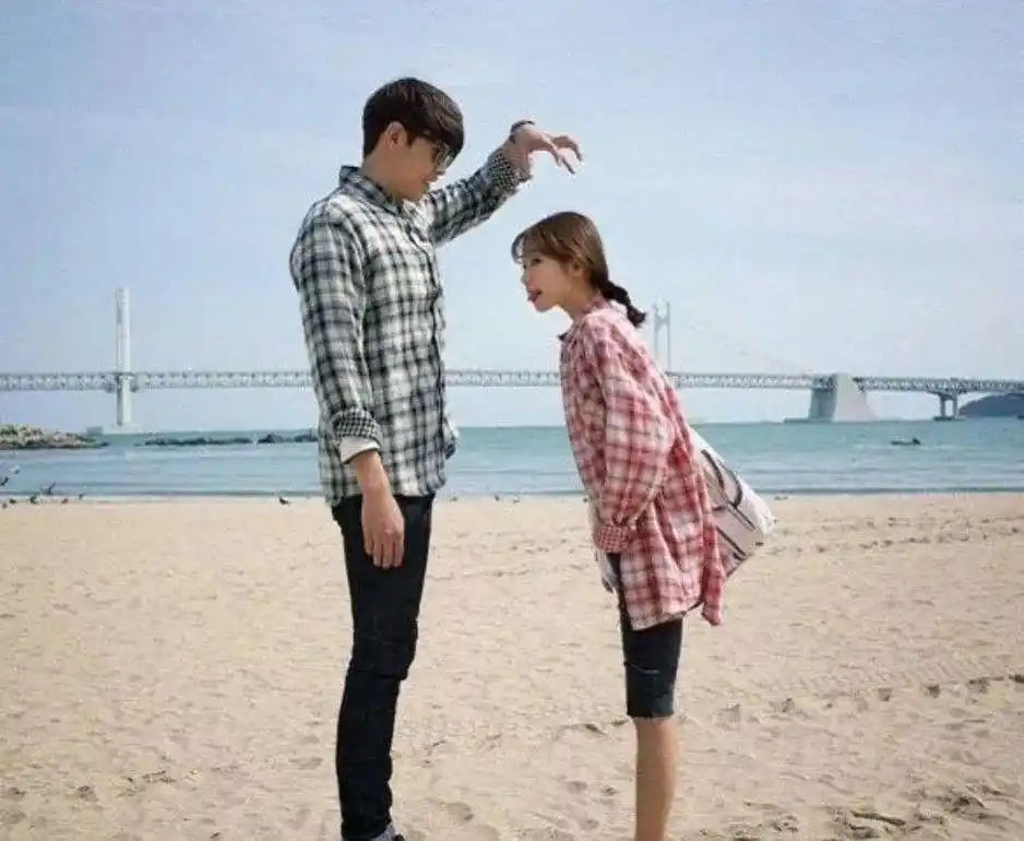 男生178cm最受欢迎?女生150没人要?网友的回应暖爆了!