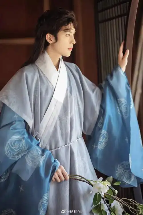 宫寒小梦楚淇汉服男神各领风骚当年的未婚夫团还剩谁