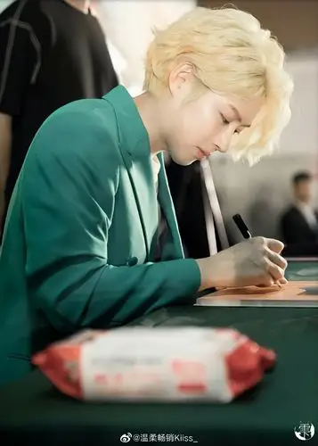 金希澈:"还好我还有嘴巴可以说话"