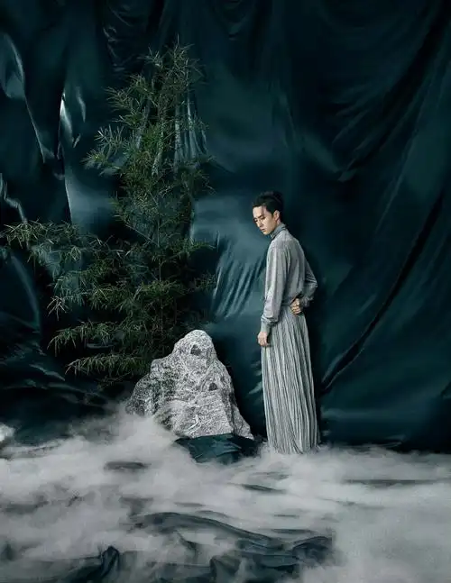 博君一肖超话9992#博君一肖#  时尚芭莎博肖古风大片【不问来路