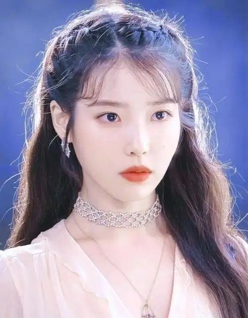 李知恩的初恋脸太可爱了吧!