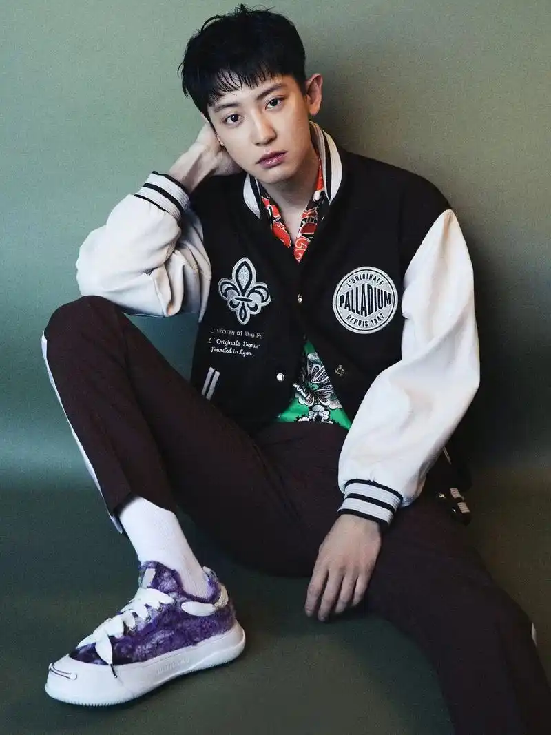 exo #朴灿烈 #chanyeol  冻龄灿烈,新拍照片 - 抖音