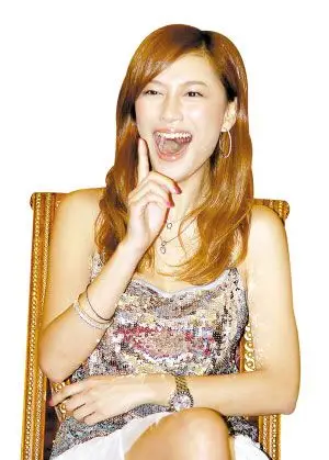 鹿鼎记北京首播黄晓明携全家亮相图