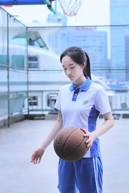 p data-id="gntwk8y7oy">赵嘉敏,1998年7月22日出生于广东省深圳市