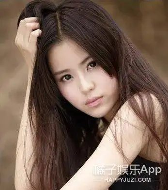 汤子嘉女友温心背景起底 曾被黄晓明骂炒作整容黑历史被扒(5)