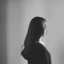 头像独特女生2016微信伤感背影头像2016微女生背影黑白简单微信头像