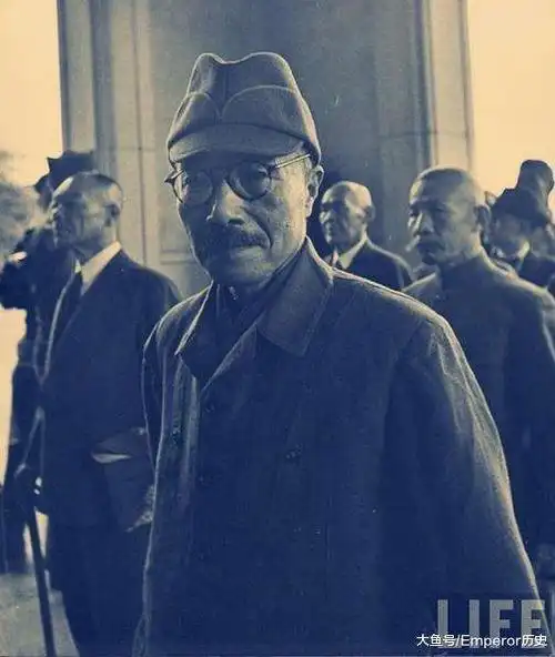 日本战犯审判前后的众生相