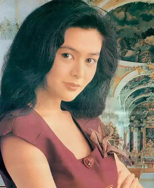 美图欣赏关之琳