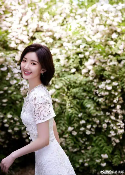 毛晓彤是花仙子吧##毛晓彤花海随拍