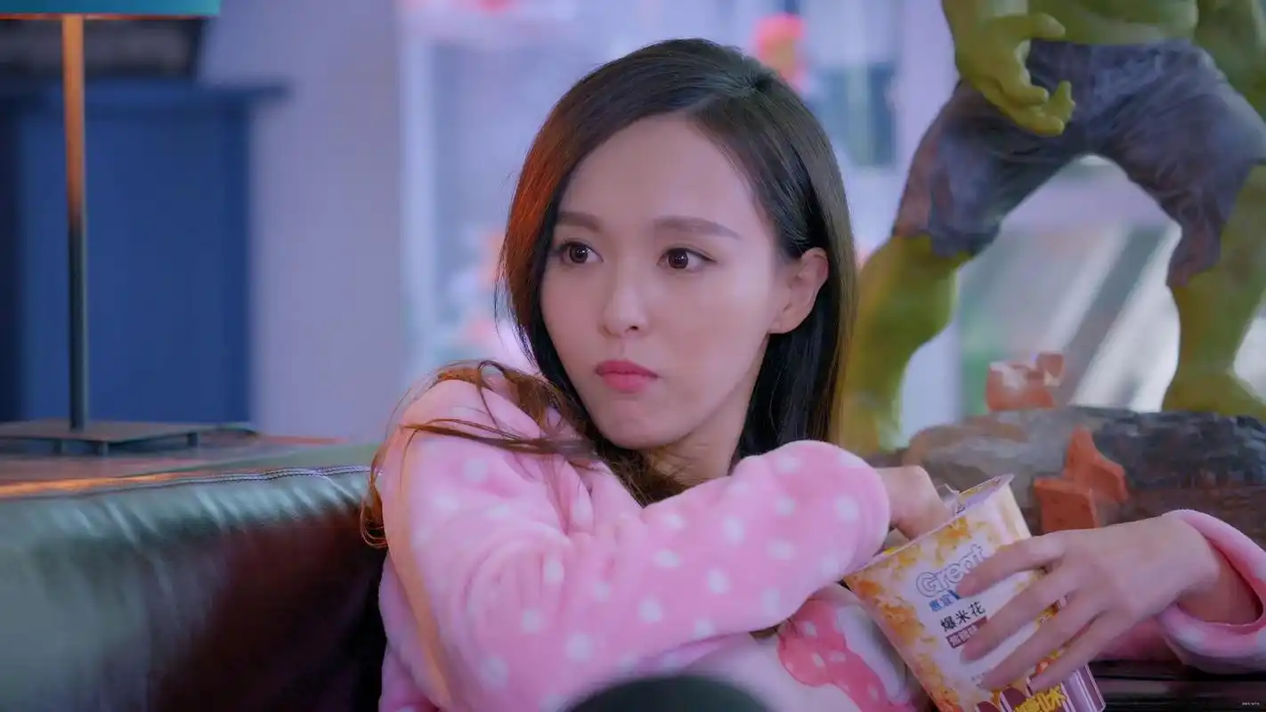 唐嫣在《克拉恋人》中的精美剧照,人美演技好的糖糖你喜欢吗?