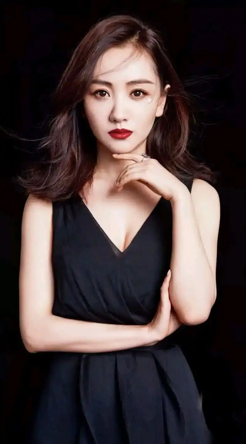 古装第一美人杨蓉身材气质俱佳,美得毫无瑕疵