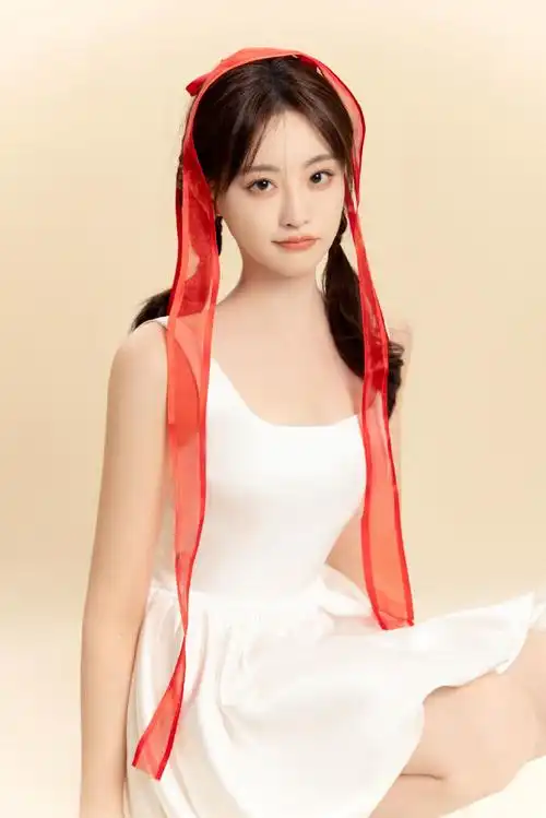 祝绪丹,唯美穿搭写真组图