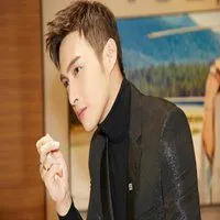 张彬彬头像高清_微信头像图片大全