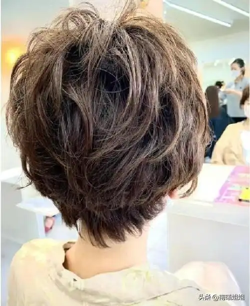 要烫就烫这3种"锁骨卷发",洋气好看显年轻|短发|发型|刘海|脸型|发尾