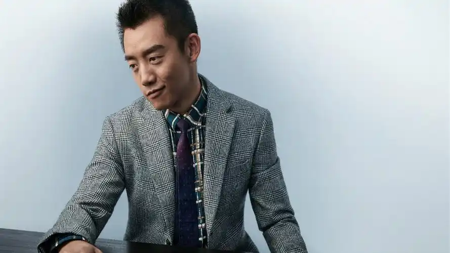 内地明星郑恺明星风尚壁纸2